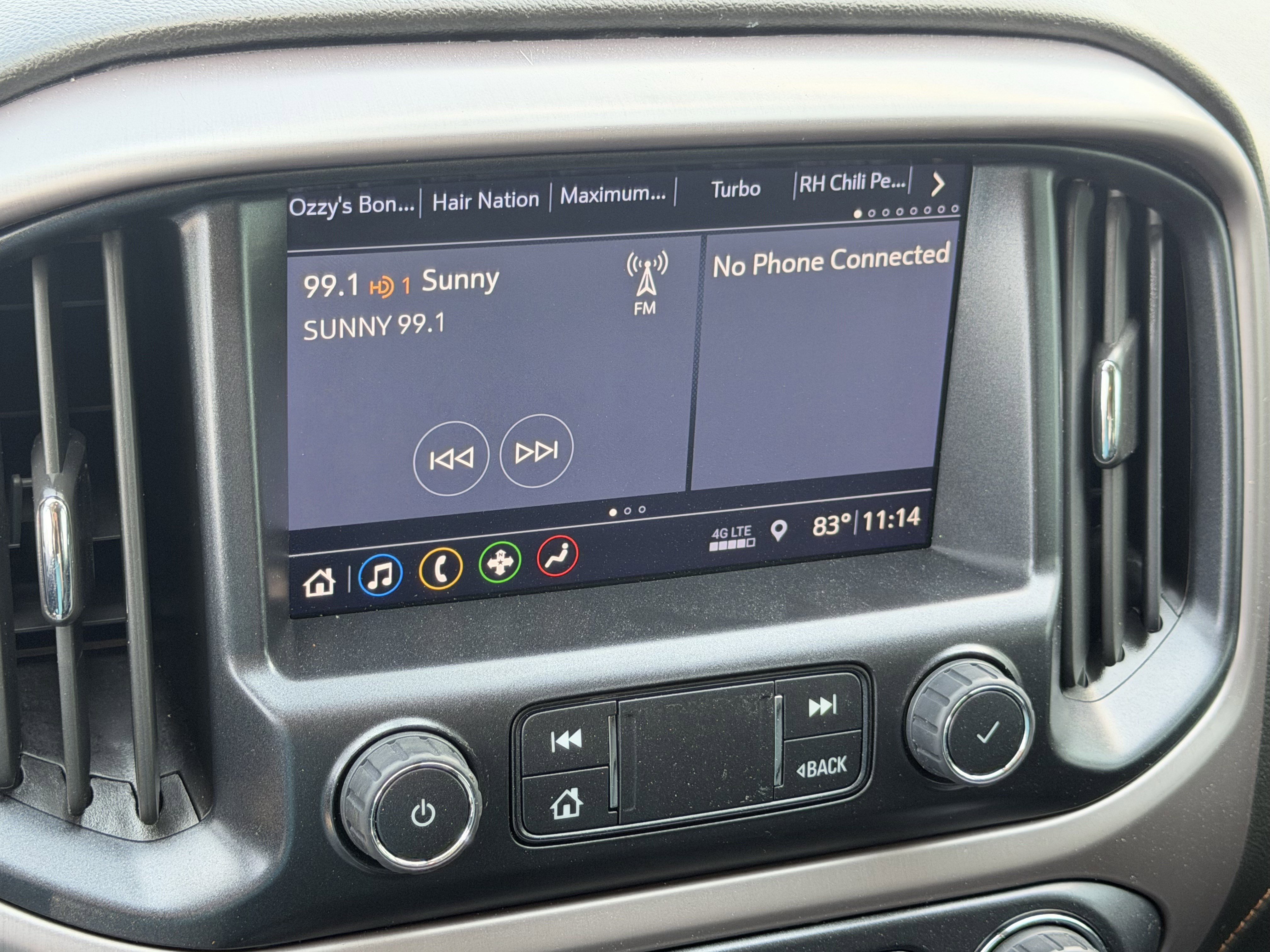 Used 2022 GMC Canyon AT4 w/ Trailering Package AWD/4WD image 14