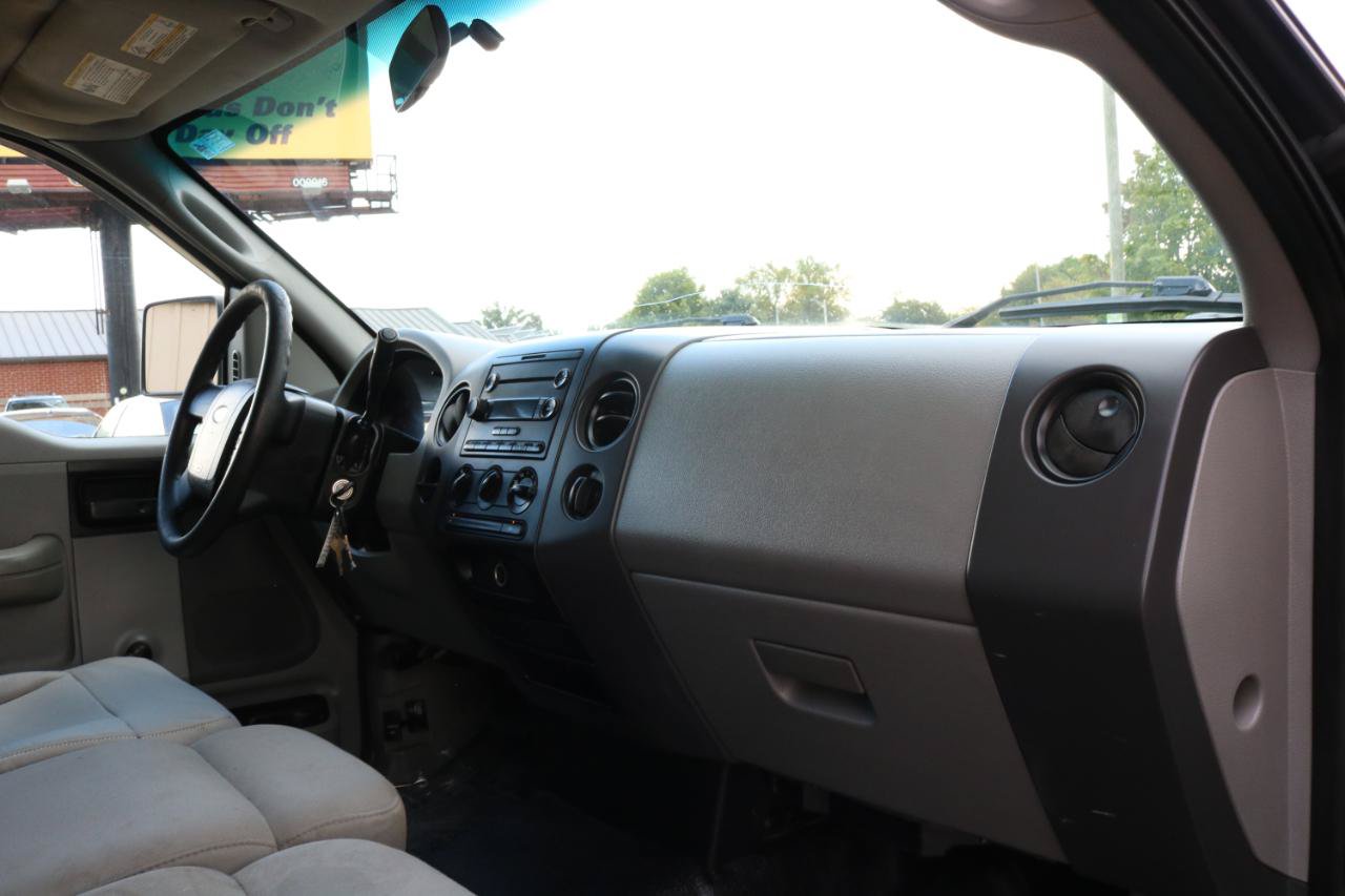 Used 2005 Ford F150 2WD Regular Cab image 29