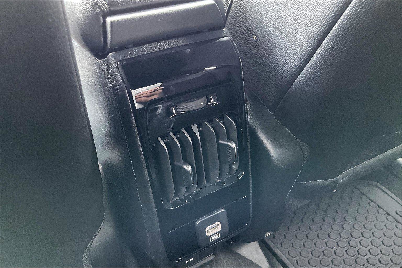 Used 2024 Jeep Compass Trailhawk image 31