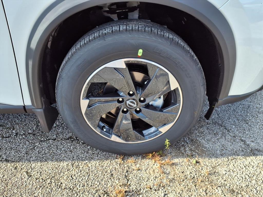 New 2026 Nissan Rogue SV w/ SV Premium Package image 14