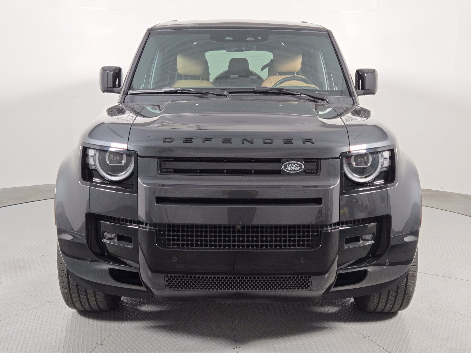 Used 2026 Land Rover Defender 130 X-Dynamic SE AWD/4WD image 8