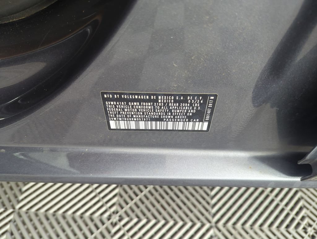 Used 2024 Volkswagen Jetta SE FWD image 39