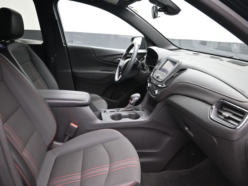 Used 2024 Chevrolet Equinox RS AWD/4WD image 7
