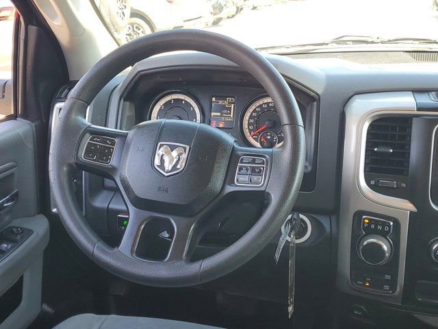 Used 2020 RAM 1500 Classic SLT image 19