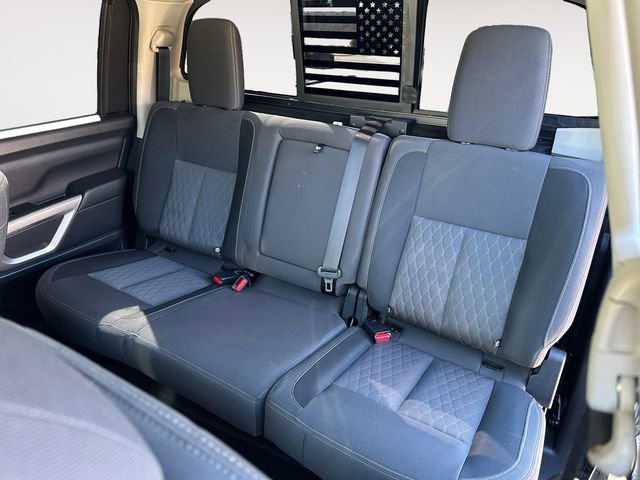 Used 2021 Nissan Titan SV w/ SV Convenience Package image 13