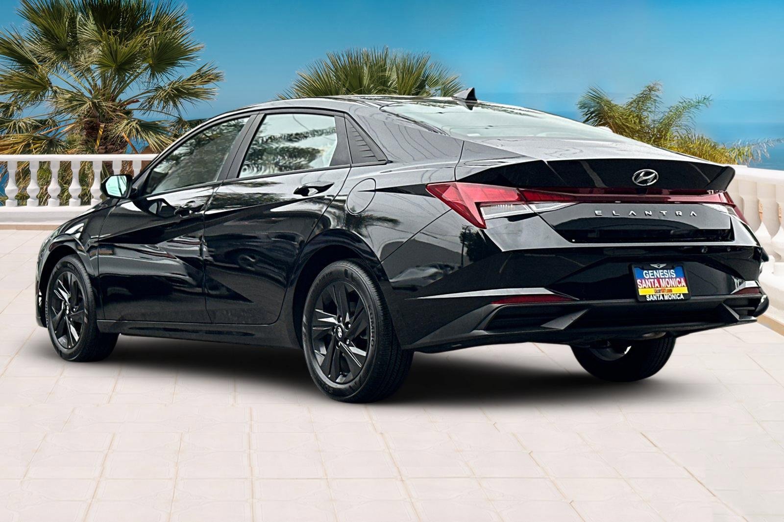 Used 2023 Hyundai Elantra SEL image 6