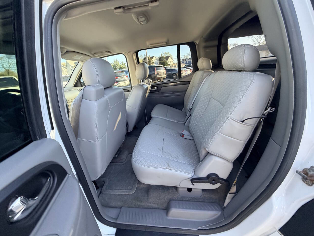Used 2005 GMC Envoy XUV SLE w/ Sle Preferred Equipment Group AWD/4WD image 43