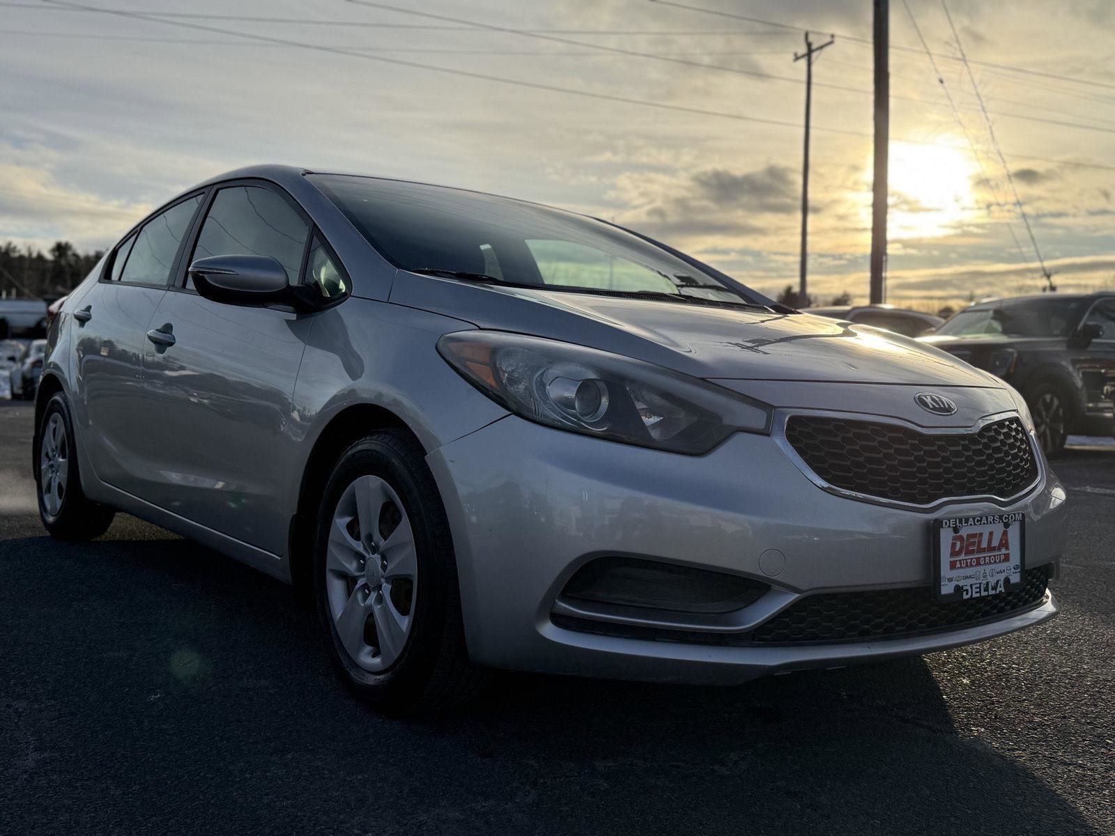 Used 2015 Kia Forte LX w/ Popular Package image 3