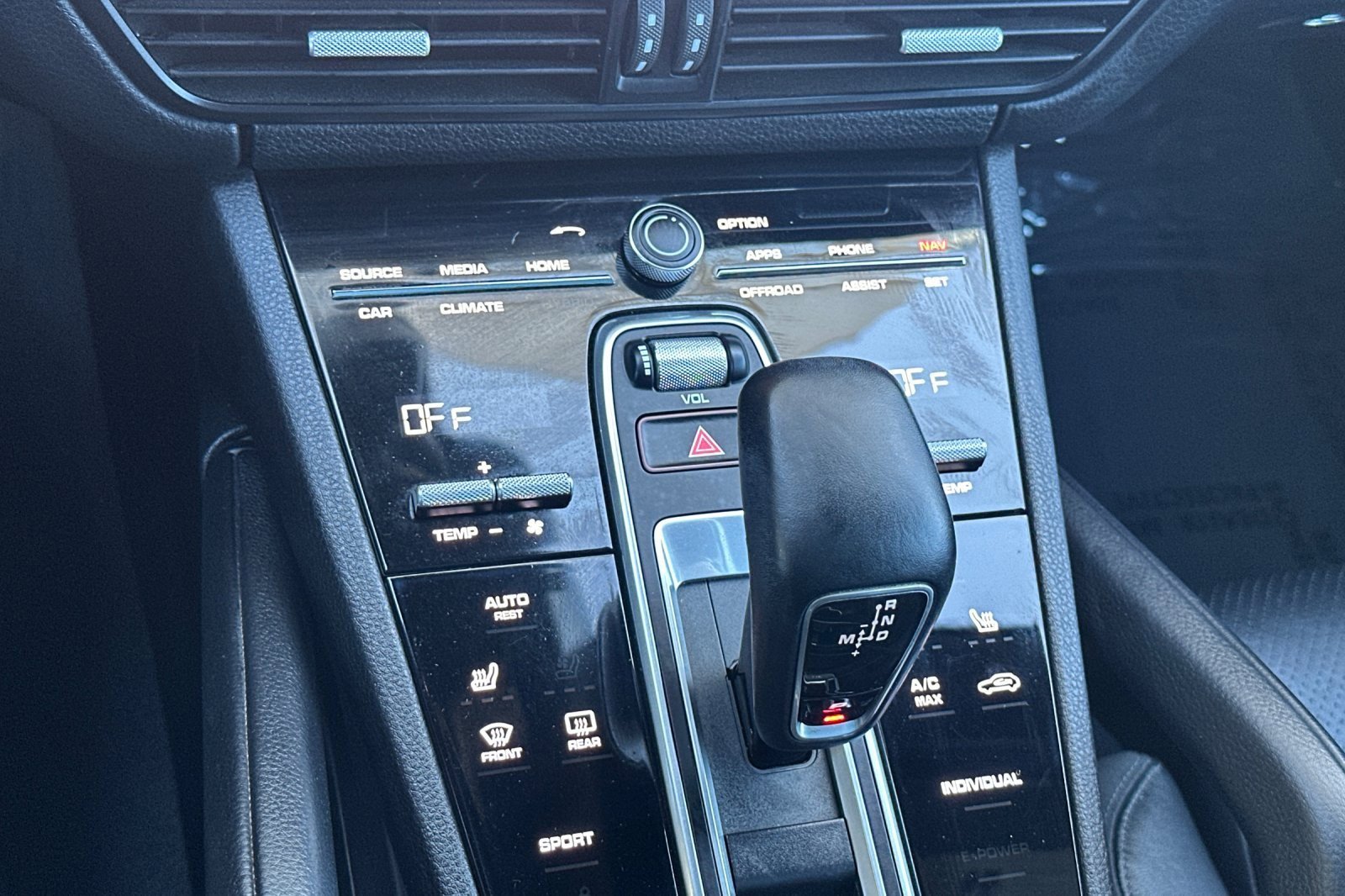 Used 2019 Porsche Cayenne image 20