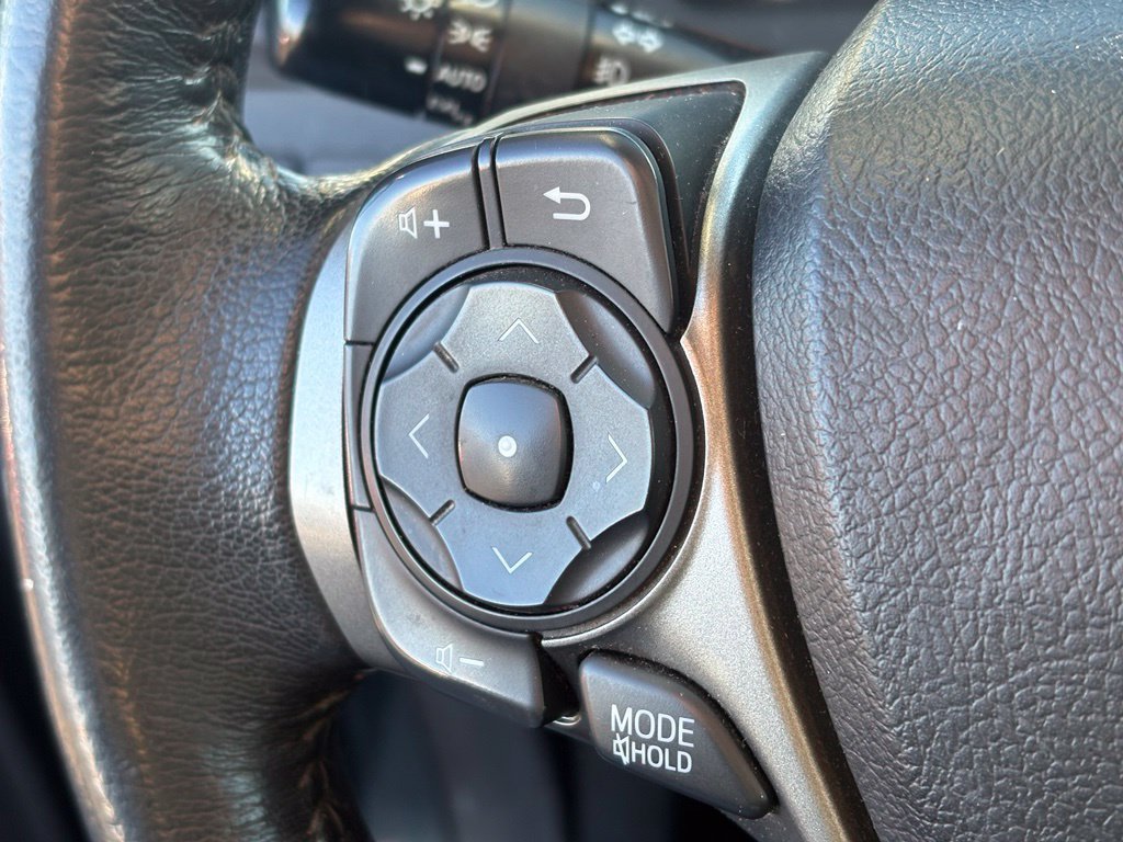 Used 2013 Toyota Venza XLE w/ Tow Prep Pkg AWD/4WD image 18