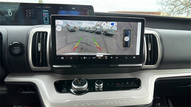 New 2025 Ford Expedition Active image 18