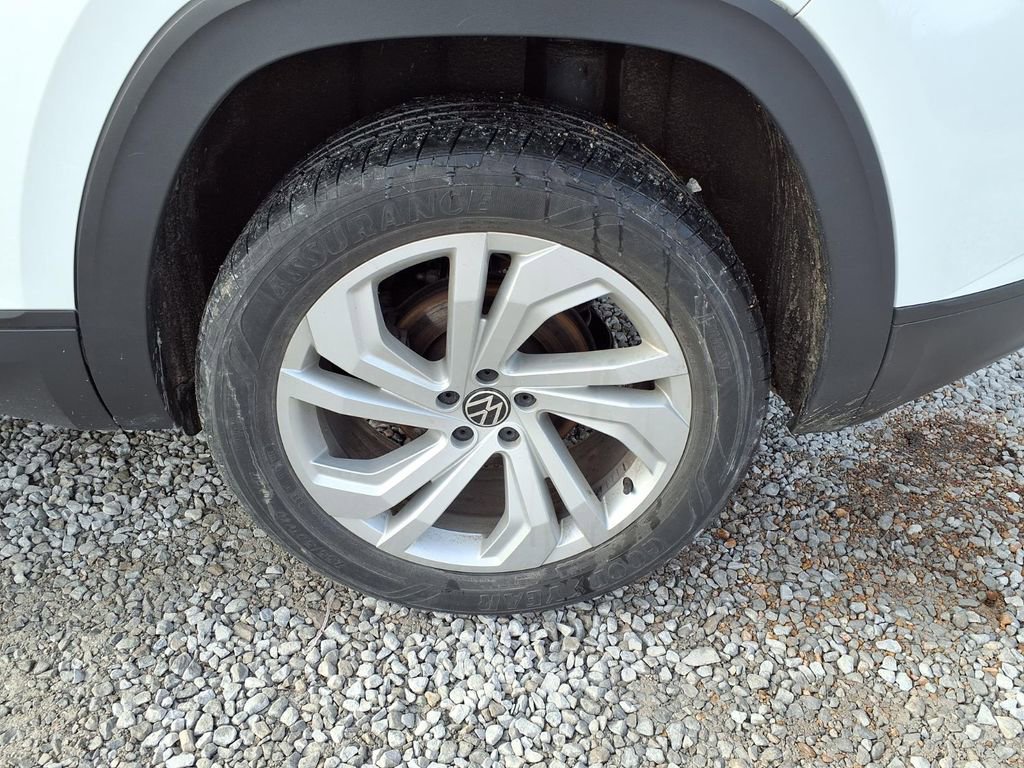 Used 2021 Volkswagen Atlas Cross Sport SEL image 38