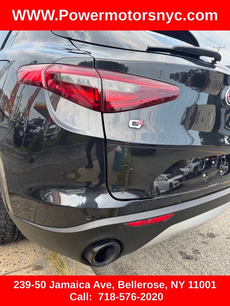 Used 2019 Alfa Romeo Stelvio Ti Sport w/ Quick Order Package 22S Sport AWD/4WD image 11