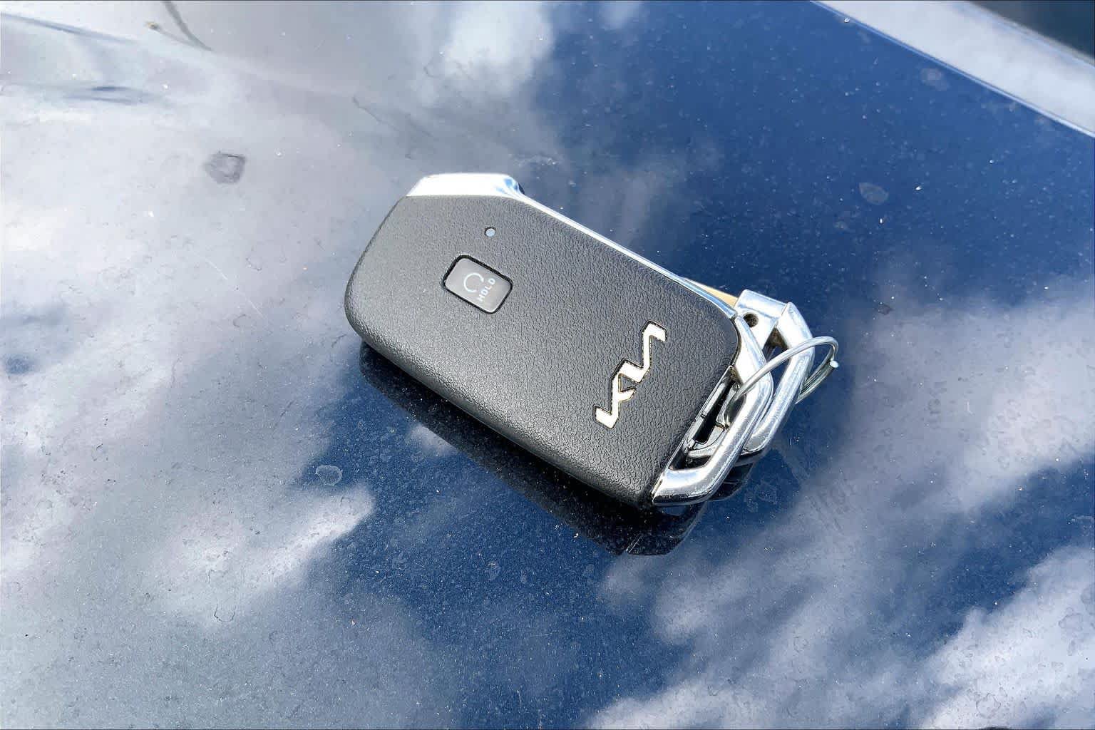 Used 2022 Kia Niro EX FWD image 19