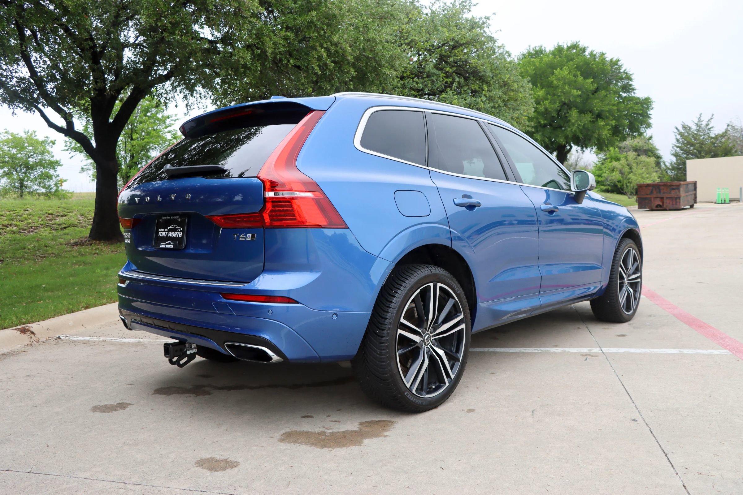 Used 2018 Volvo XC60 T6 R-Design w/ Convenience Package image 7