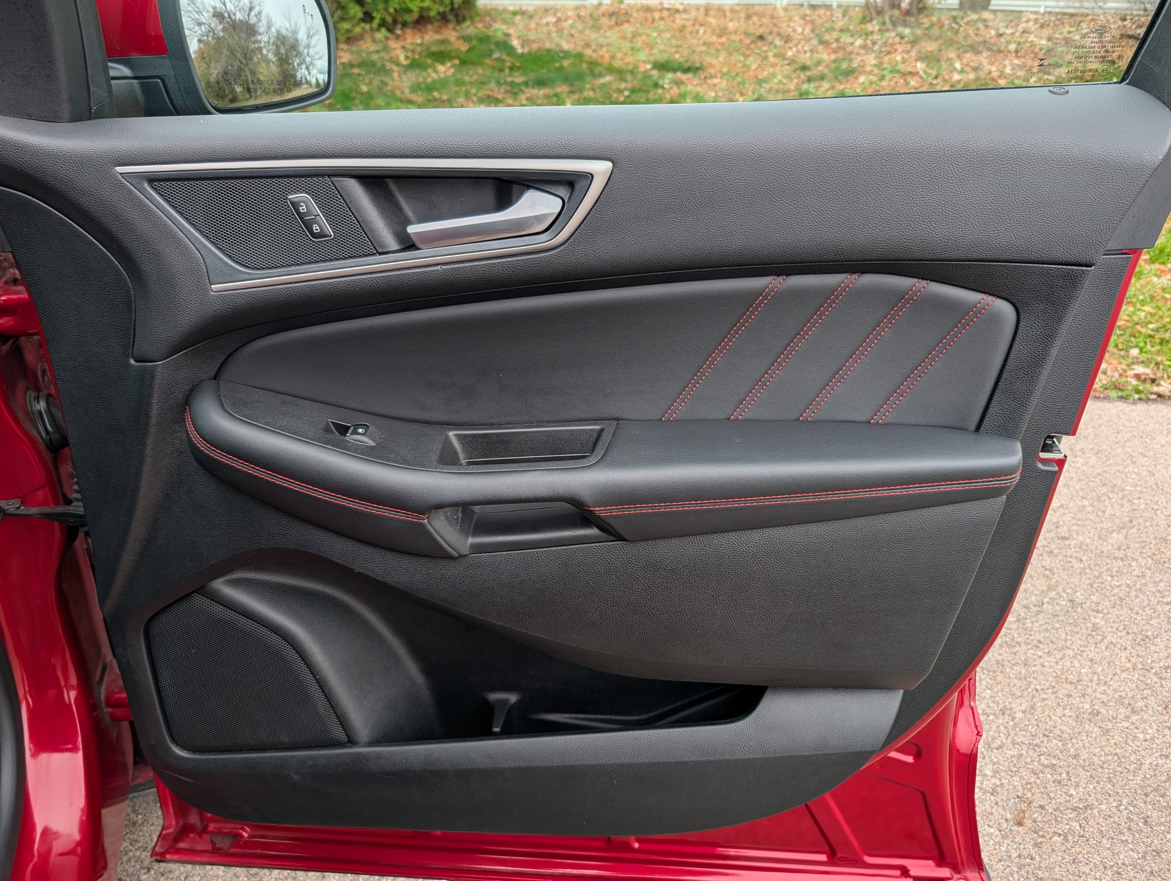 Used 2024 Ford Edge ST-Line image 32