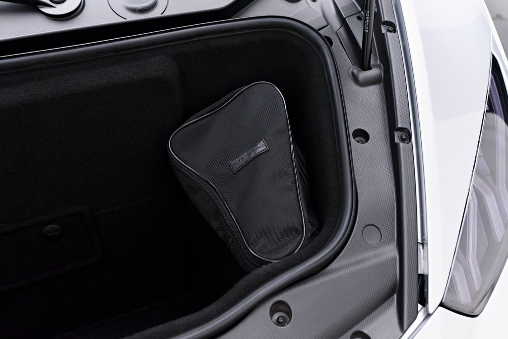 Used 2018 Lamborghini Huracan Performante image 23