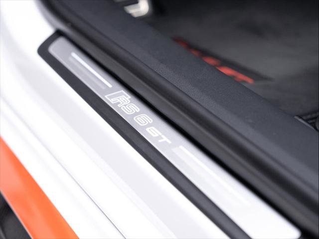 Used 2025 Audi RS 6 performance image 31