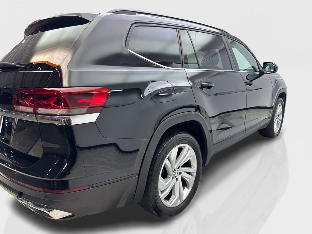 Used 2022 Volkswagen Atlas SE w/ Panoramic Sunroof Package FWD image 13