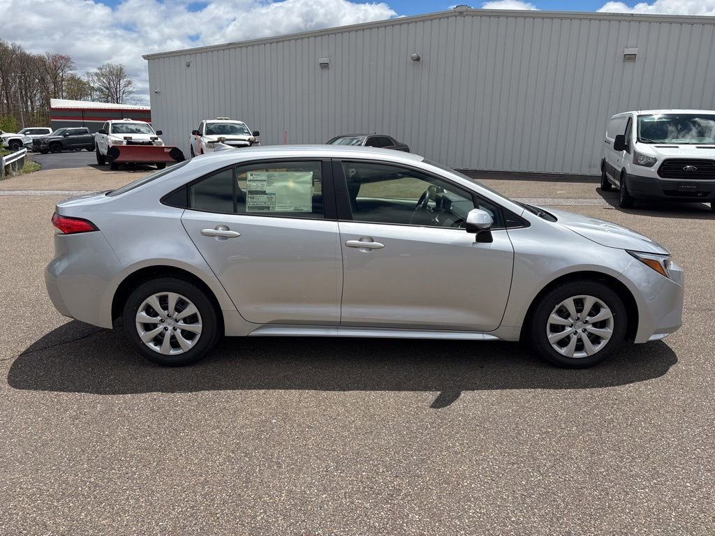 New 2026 Toyota Corolla LE FWD image 8