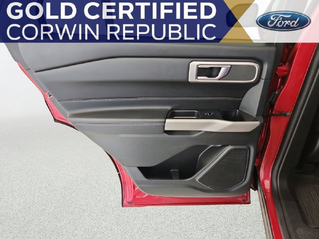 Certified 2024 Ford Explorer XLT AWD/4WD image 26