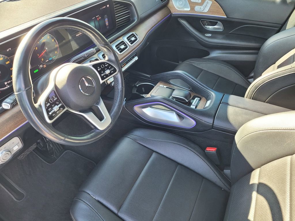 Used 2020 Mercedes-Benz GLS 450 4MATIC image 10