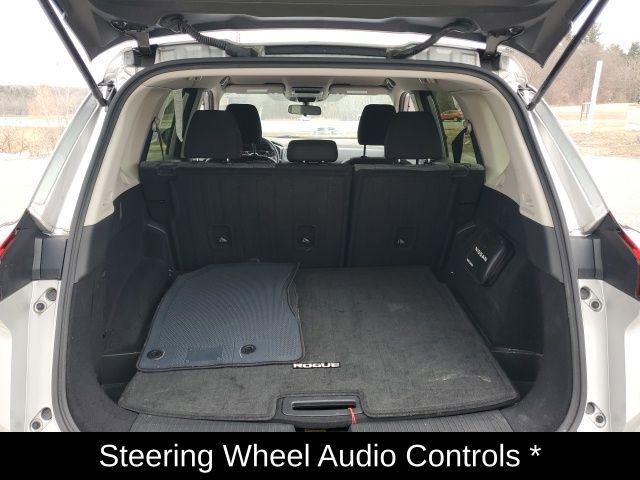 Certified 2023 Nissan Rogue SV image 15