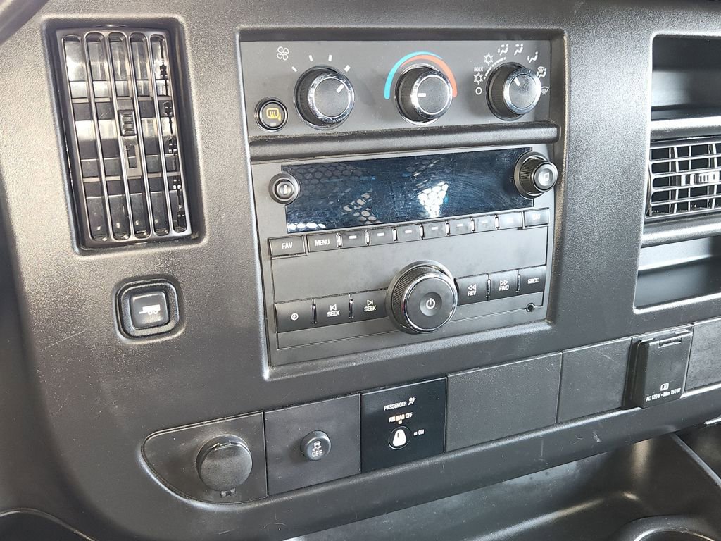 Used 2024 GMC Savana 2500 w/ Driver Convenience Package image 20