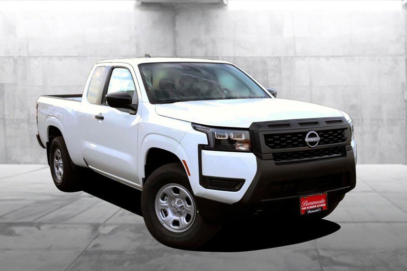 New 2026 Nissan Frontier S image 2