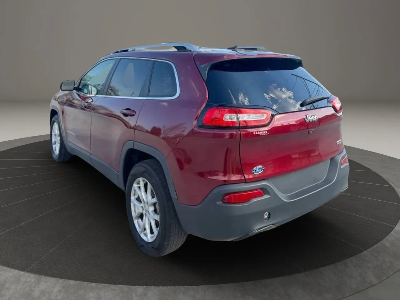 Used 2018 Jeep Cherokee Latitude FWD image 5