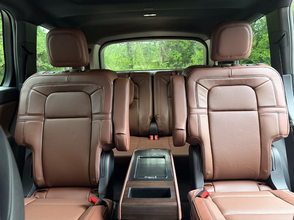 New 2026 Lincoln Aviator Reserve AWD/4WD image 64