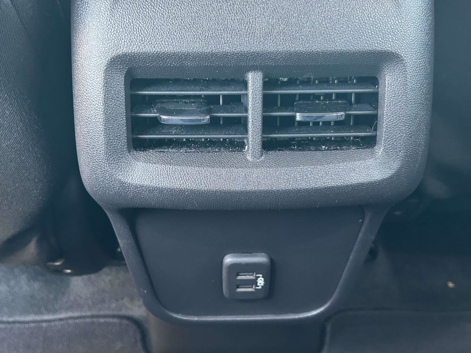 Used 2024 Chevrolet Equinox LT image 15