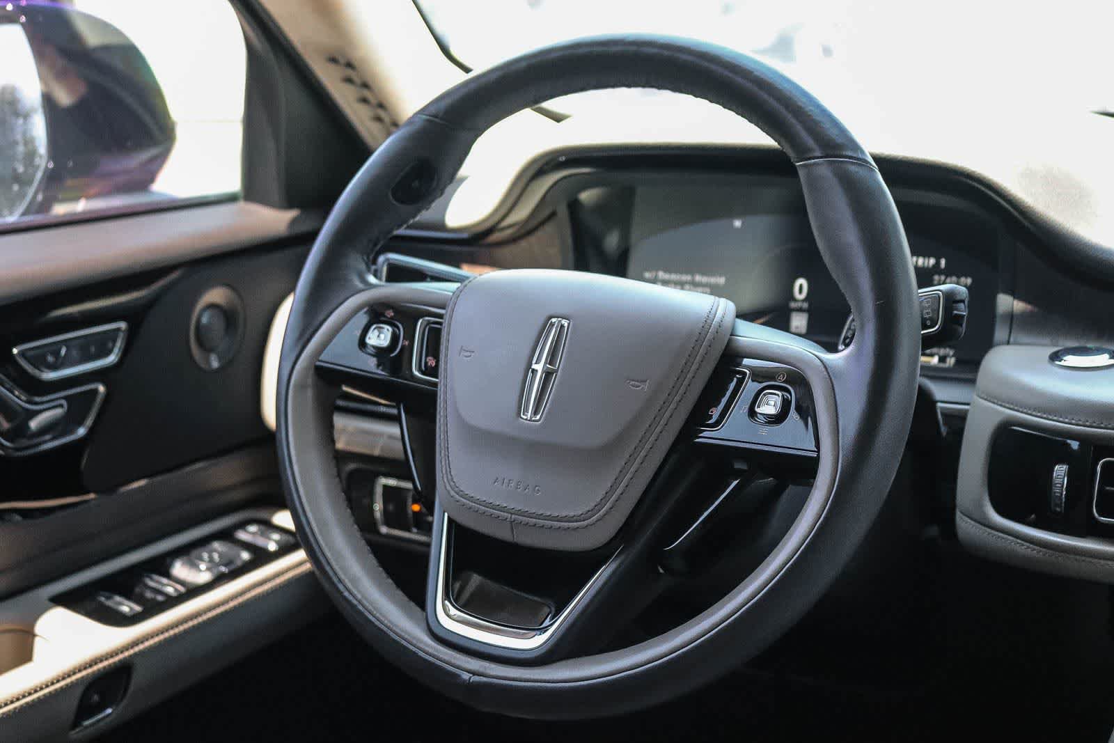 Used 2021 Lincoln Aviator Reserve w/ Equipment Group 201A RWD image 15