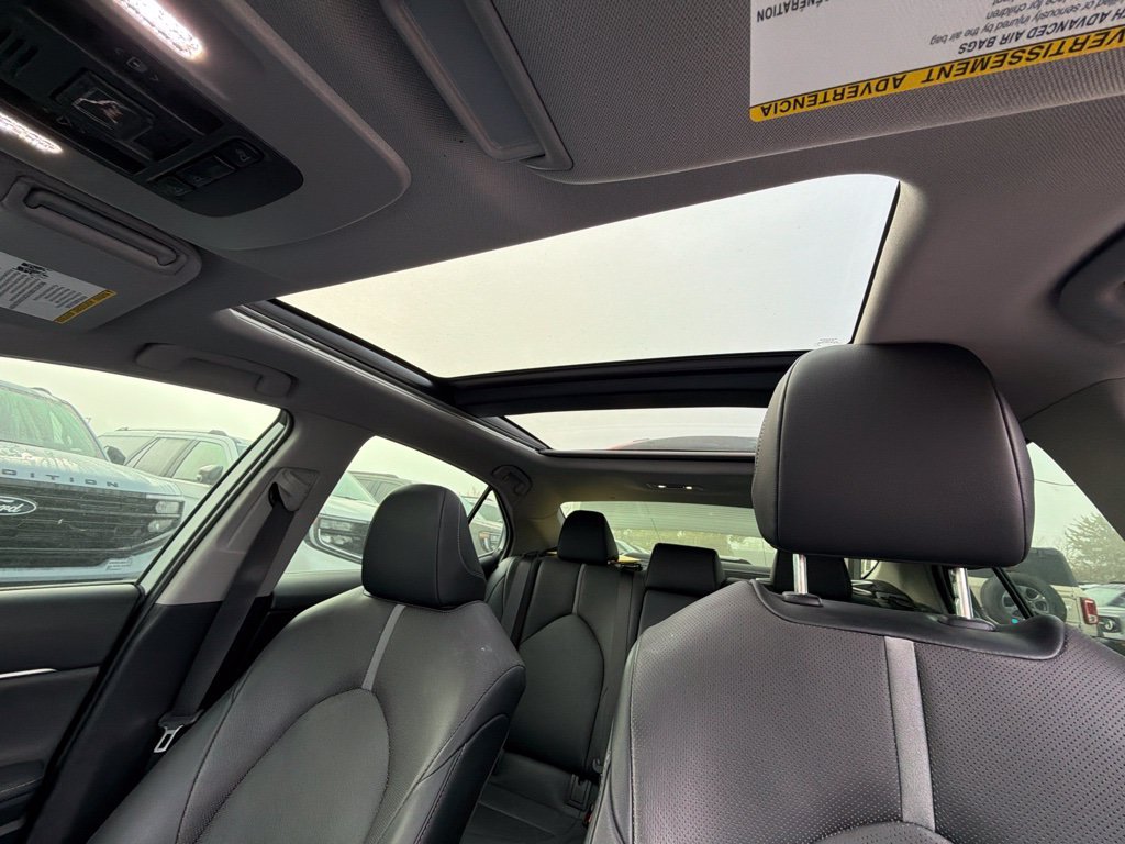 Used 2023 Toyota Camry XSE w/ Navigation Package FWD image 11