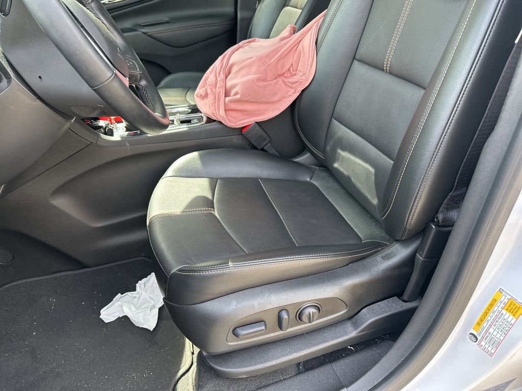 Used 2023 Chevrolet Equinox Premier AWD/4WD image 7