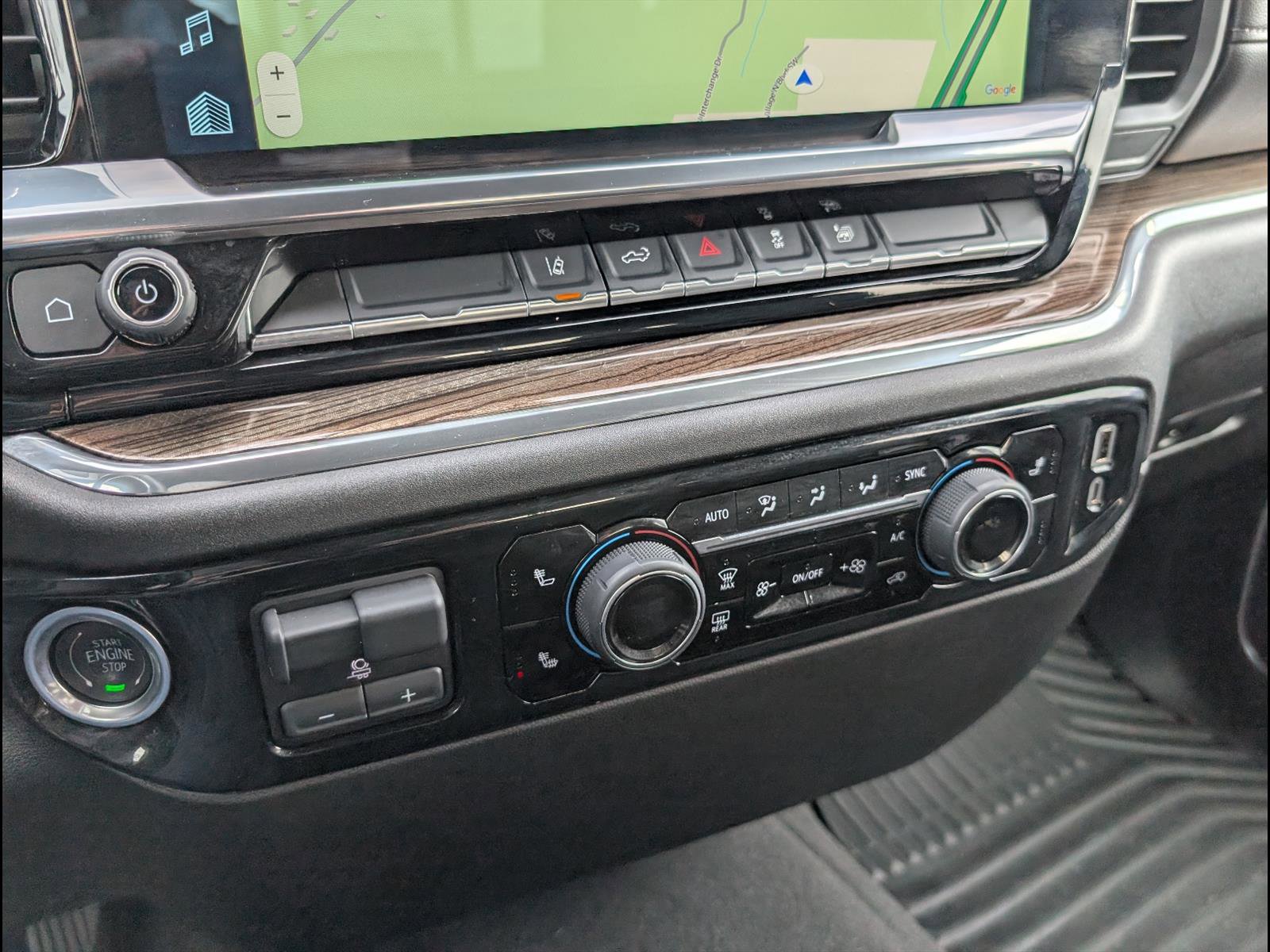 Used 2025 Chevrolet Silverado 2500 LT image 16