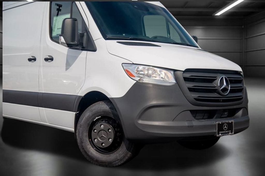 Used 2024 Mercedes-Benz Sprinter 3500 image 14