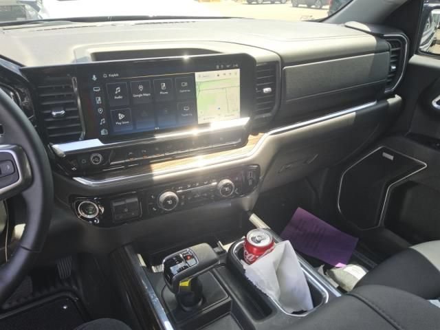 Used 2025 Chevrolet Silverado 1500 RST AWD/4WD image 4
