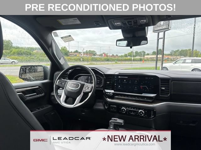 Used 2025 GMC Sierra 1500 Elevation w/ Elevation Premium Package AWD/4WD image 13