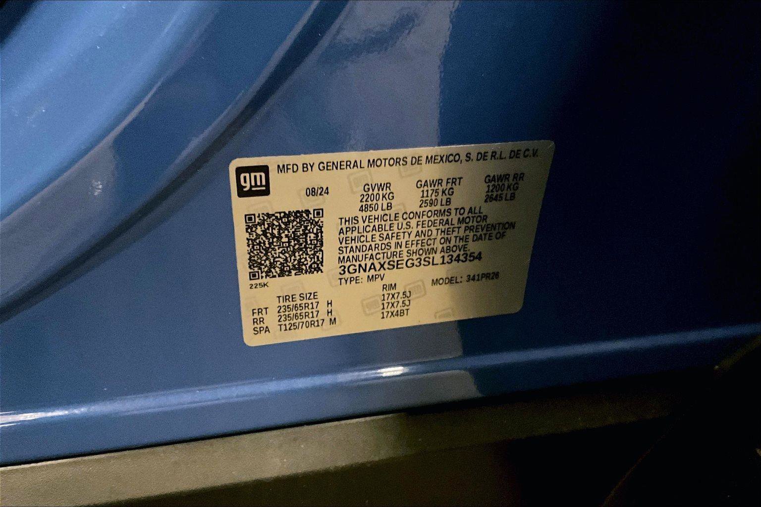 Used 2025 Chevrolet Equinox ACTIV w/ Safety and Technology Package image 32