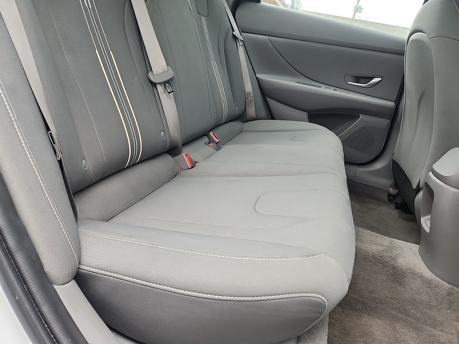 Certified 2024 Hyundai Elantra SEL FWD image 30