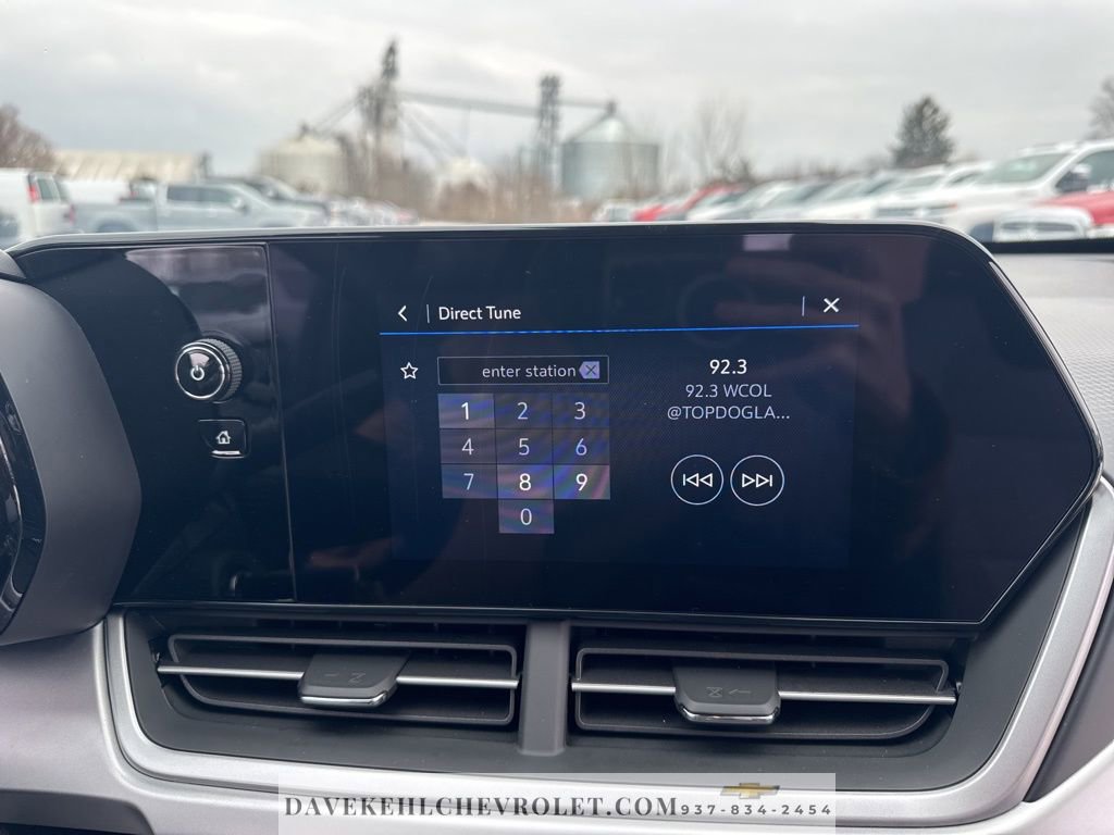 Used 2025 Chevrolet Trax RS w/ Driver Confidence Package image 23