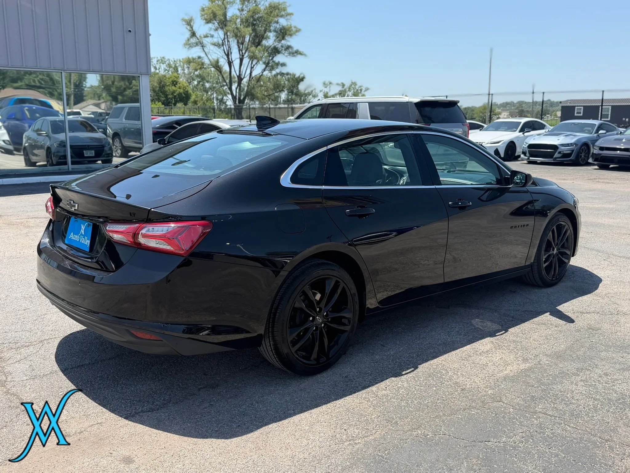 Used 2021 Chevrolet Malibu LT FWD image 7