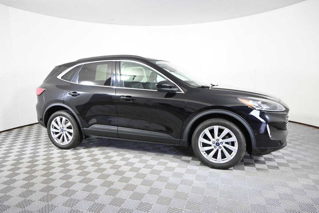 Used 2022 Ford Escape Titanium w/ Titanium Elite Package AWD/4WD image 8