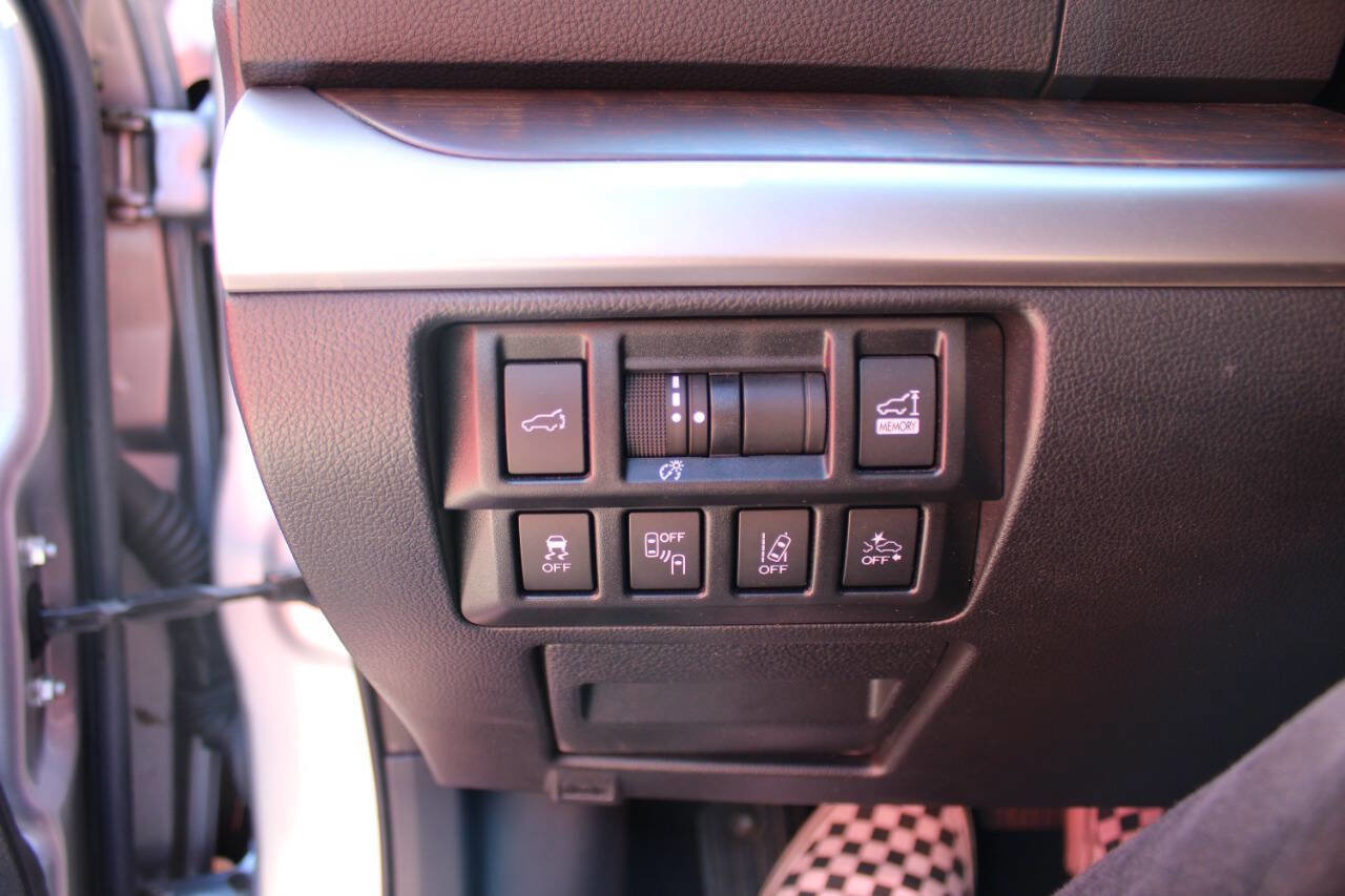 Used 2018 Subaru Outback 3.6R Limited image 18