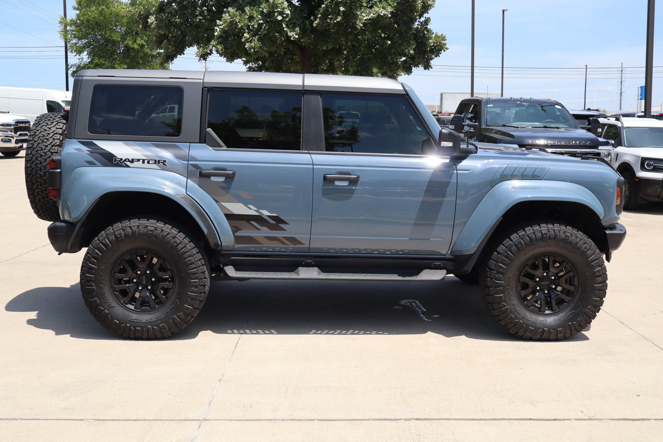 Certified 2024 Ford Bronco Raptor AWD/4WD image 2