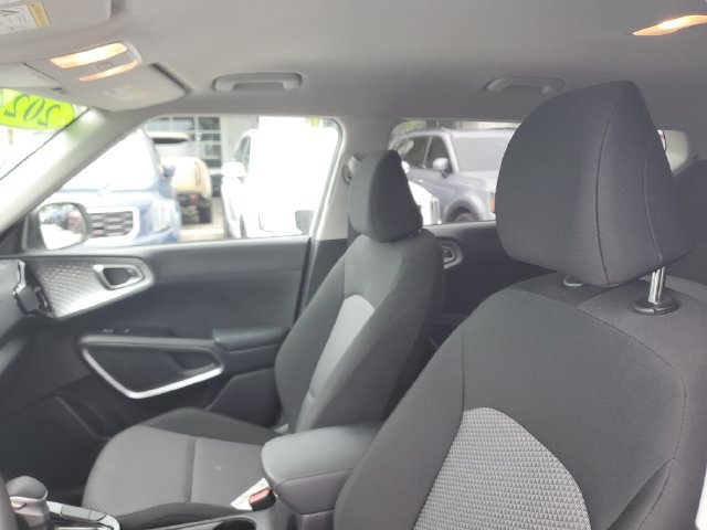 Certified 2024 Kia Soul S FWD image 16