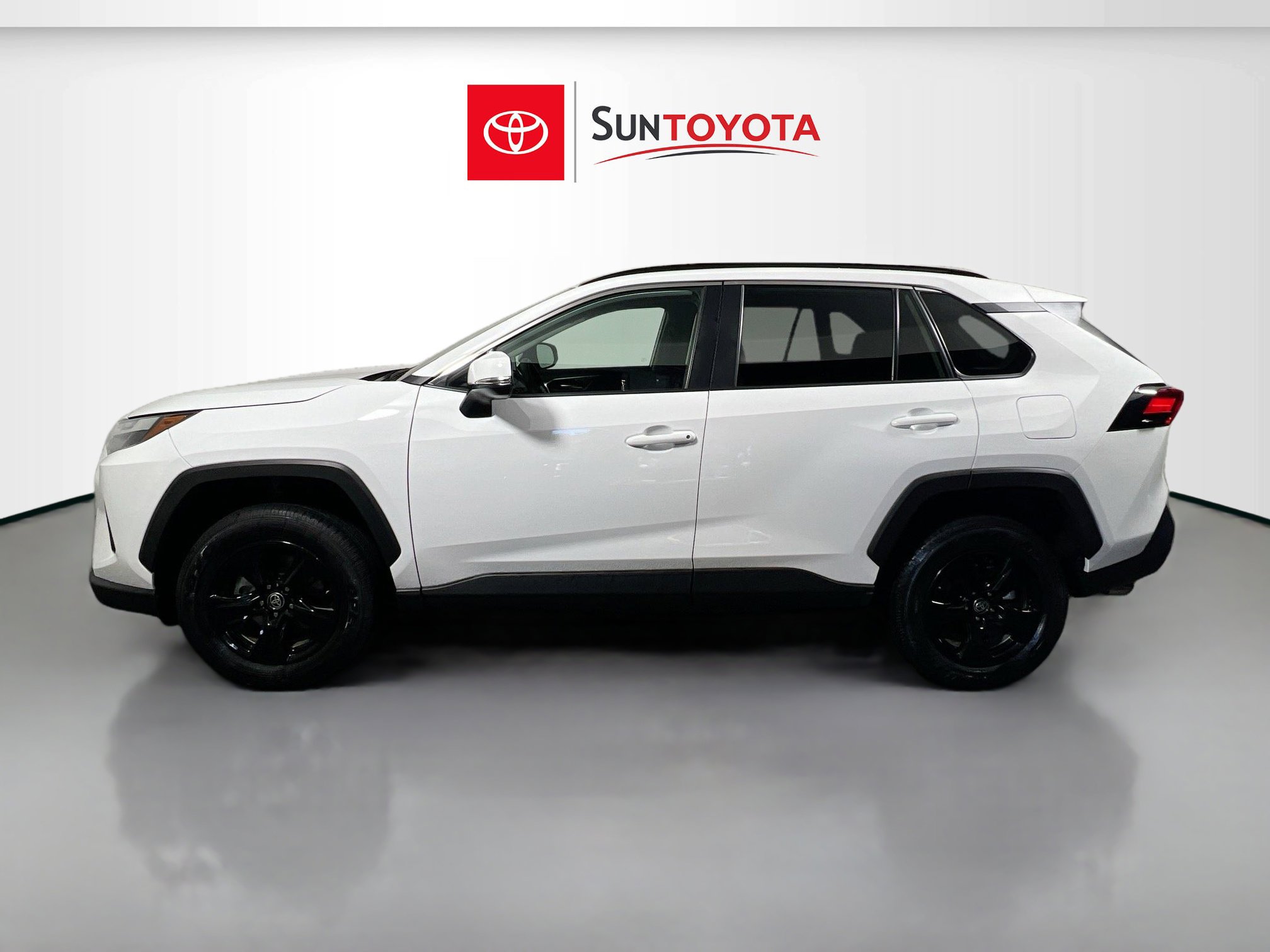 Used 2024 Toyota RAV4 XLE image 7