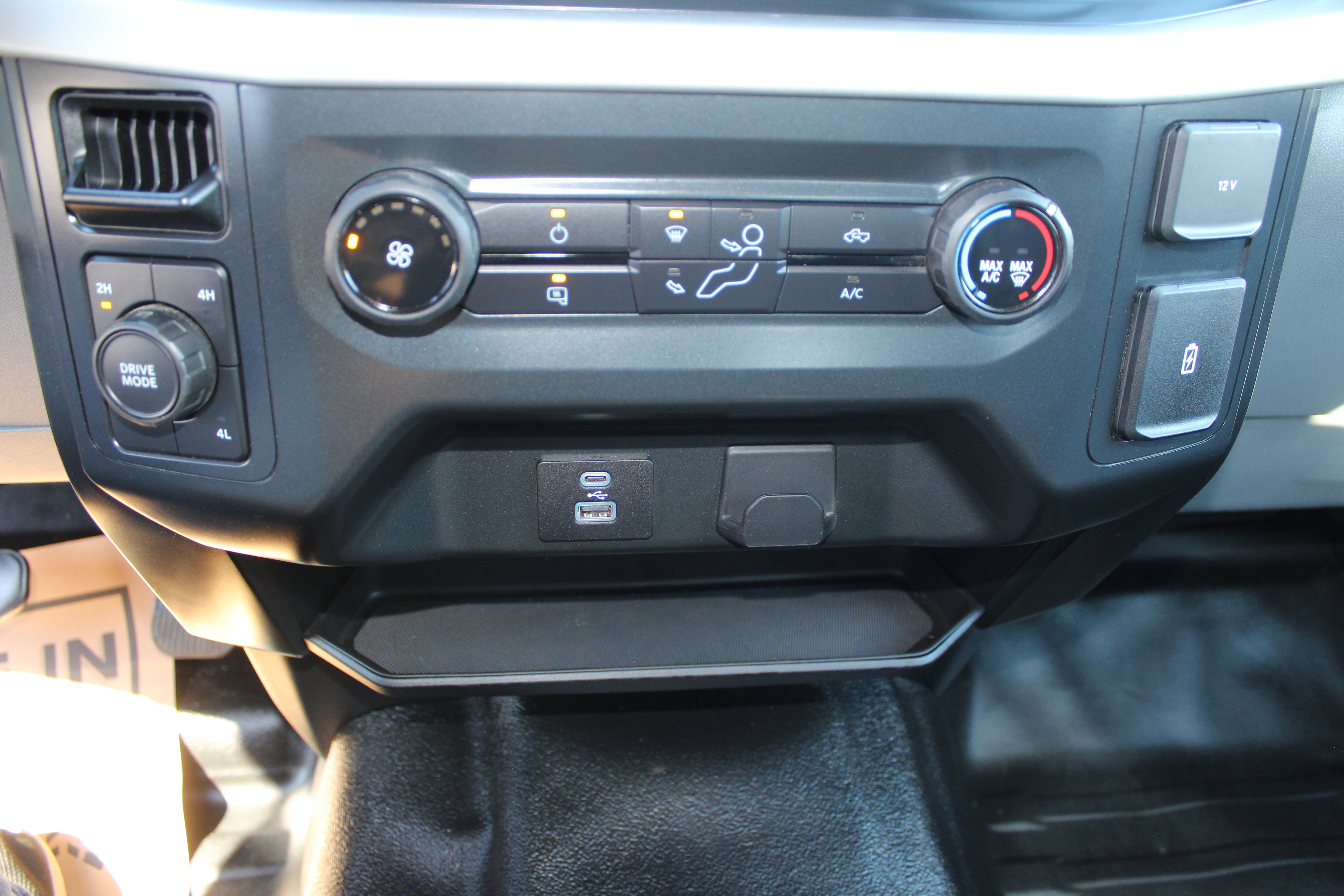 Used 2022 Ford F150 XL image 37