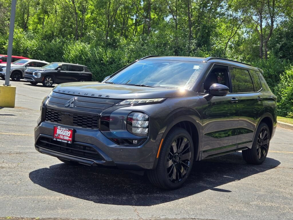 New 2026 Mitsubishi Outlander 4WD Plug-In Hybrid image 3